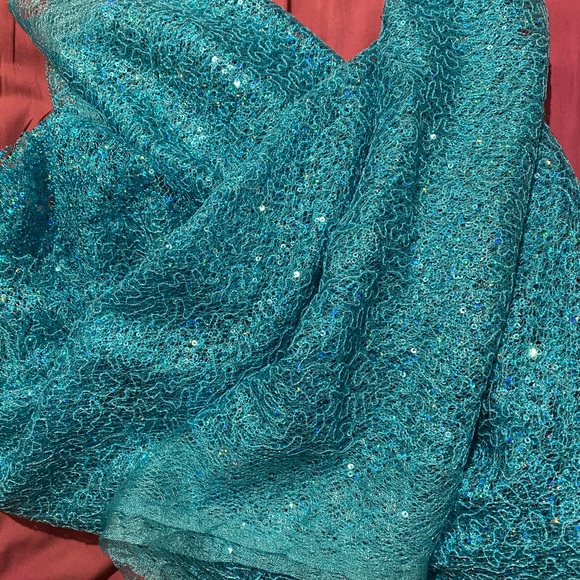 Beautiful bright blue slightly stretchy lace and sequins fabric. - Picture 2 of 4